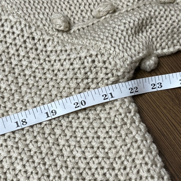 Ces Femme Array Tricks Up Your Sleeves Pom Pom Sweater Tan Size S NWT - Picture 5 of 7